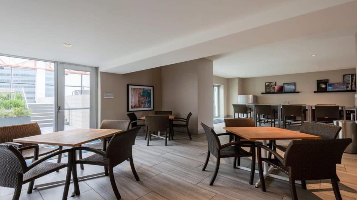 22Nd Fl Bold Cozysuites With Pool, Gym Dallas Eksteriør bilde