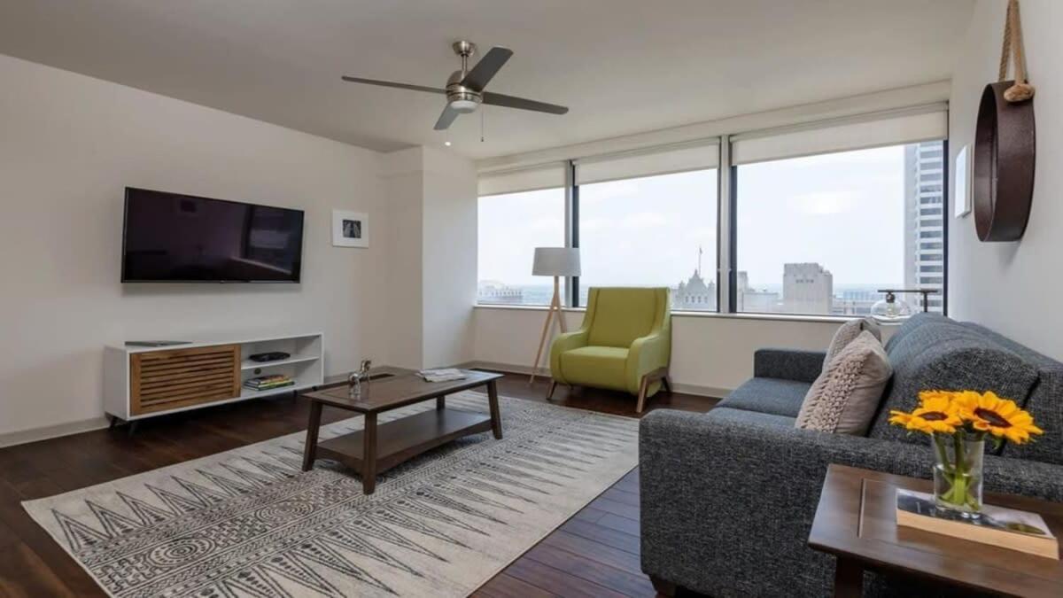 22Nd Fl Bold Cozysuites With Pool, Gym Dallas Eksteriør bilde